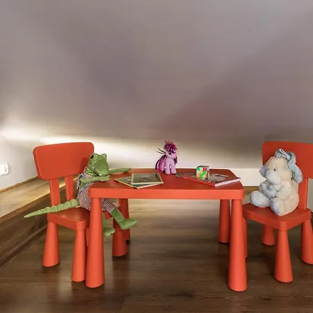 Top Apartment