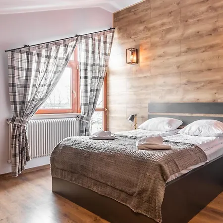 Top Apartment